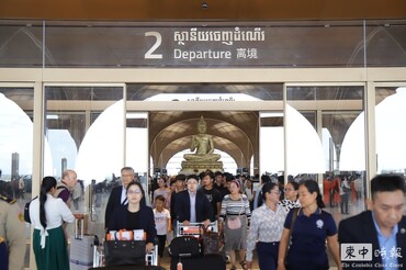 柬埔寨前5個月航空客運量下降6% 貨運成長34%