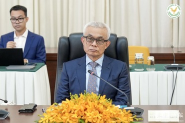 全球經濟不確定性加劇柬政府評估情勢完善因應機制