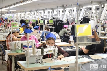 今年前8月柬埔寨服裝鞋類及旅行用品出口逾117億美元年增7.27%